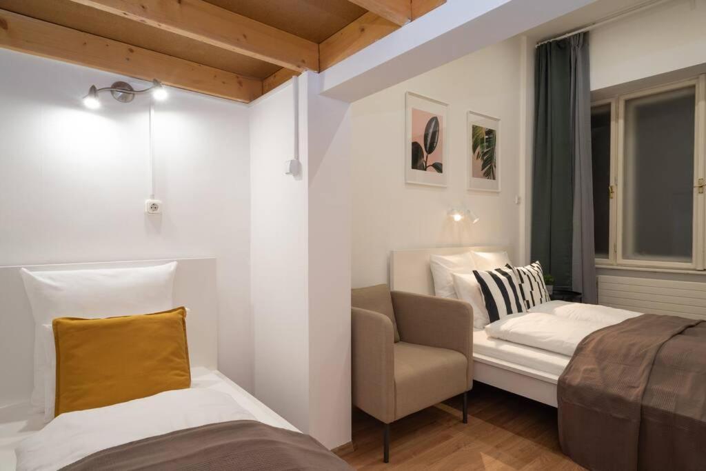 Best Located, 150 M2 5 Bedrooms Apt., Budapest Exteriör bild